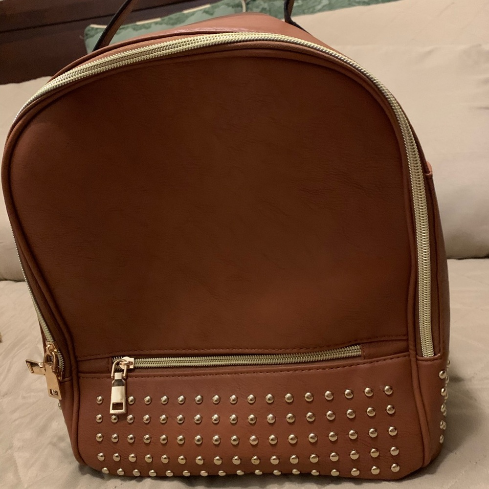 Cognac Backpack 🤎